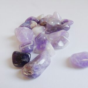 Amethyst, purple gemstones